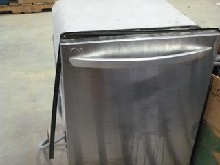 LG Dishwasher, SN Z11KVVAT6VV472 (Row 1)