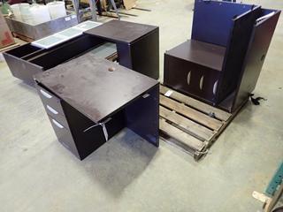 Qty of Incomplete Section of Office  Desk *Note: No Key* (TOOL CRIB)