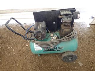 Speedaire 4B228E 20Gal 135PSI Single Phase Portable Air Compressor *Note: Running Condition Unknown*