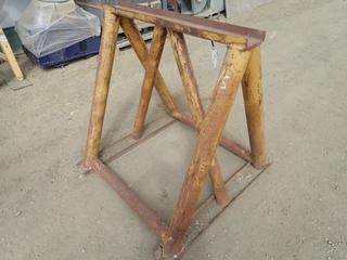 4ft X 49in Metal Pipe Stand