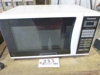 Panasonic 800W Microwave
