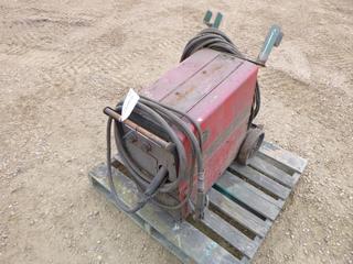 Lincoln Electric Mig Welder, Model Power Mig 255, C/w Cable, Oxygen Hose, Partial Reel, S/N U1001119734 (P-1-2)