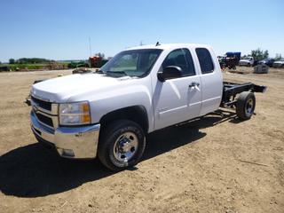 2007 Chevrolet 2500 Silverado Cab and Chassis 4X4 c/w 6.0L Vortec, A/T, A/C, Showing 279,312 Kms, LT245/75R16 Tires at 20%, Rears at 10%, VIN 1GCHK29K57E582896 *Note: Service Tire Monitor System, Service 4 Wheel Drive, Service Park Assist, Driver Side Door Does Not Open From Inside, Rust and Damage* 