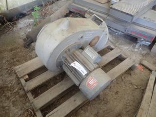 Model 4131C-10.0 460V 3-Phase 60-Cycle Centrifugal Blower Motor *Note: Running Condition Unknown*