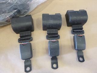 Qty of Lap Restraint Seat Belts c/w Automatic Tensioner, 2 Anchor Points and Release Mechanism (O-4-3)