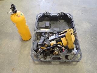 Noish-MSHA TC-13F-138 Supplied Air Respirator c/w (2) Tanks (R21)