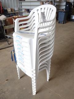 (10) Gracious Living Plastic Lawn Chairs (Row 3)