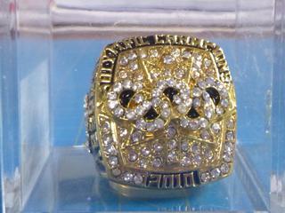 2010 Team Canada Olympic Gold Metal Replica Sidney Crosby  Ring  (In Case)