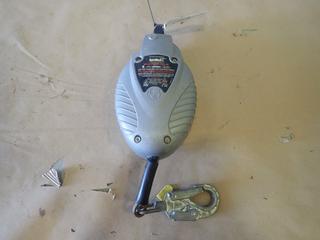 Safe waze 30 Ft. Retractable Lifeline, S/N J19244