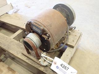 Bench Grinder w/ 6 In, Grinder Wheel (M-4-3)