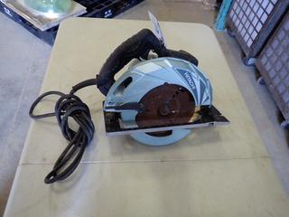 Hitachi 7 1/4 In. Circular Saw, Model C7BMR c/w 120V, 60 Hz, 15A, 5800 RPM (B1)