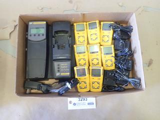 (8) Honeywell BW Technologies Gas Alert Micro Clip XL Gas Monitors c/w Microdock II Test and Calibration System and (5) Charger (A1)