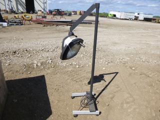 Positional Work Light (E Front)