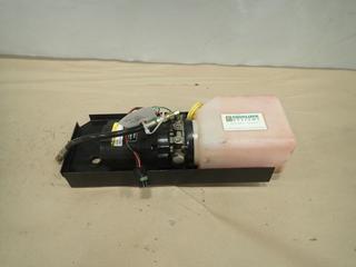 Equalizer Systems Hydraulic Pump with Tank (DOOR 4)