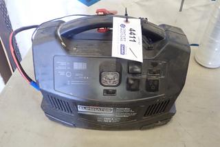 Motomaster Eliminator Power Box Battery Booster and Portable Power Pack (DOOR 4)
