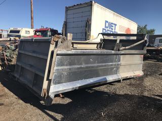 Selling Off-Site - Aluminum Gravel Box c/w Hoist & Tarp. Located At 5717 84th Street SE Calgary, AB For More Information & Viewing Please Call Johnnie At 403-990-3978. 