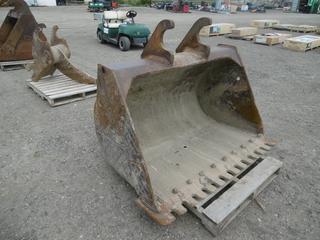 5' Digging Bucket to Fit 2000 Cat 315BL or equivalent . Control # 7912.