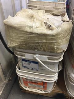 *SELLING OFF-SITE* Quantity of Screws.
  Location:  504 - 8 Ave East Bow Island, AB