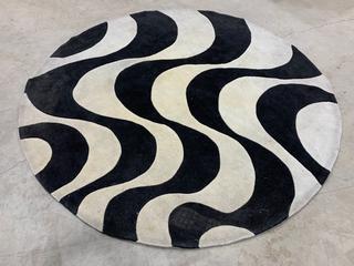 Black/White Round Area Rug, 89"D.