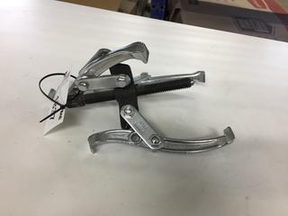 3-Jaw Gear Puller.