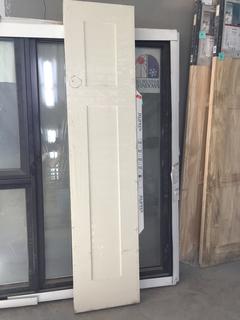 Jeldwen Bi-Fold Interior Door, 3/0 30" x 79 1/4" - Damaged.
