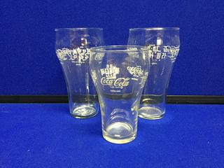 (3) Coca-Cola In 5 Different Languages Bell Glasses 70's.