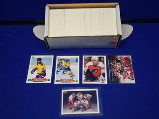 1992-1993 Upper Deck Hockey Card Set. Approximately (440) Cards. Featuring Markus Masland Rookie Card, Mikael Nylander Rookie Card.