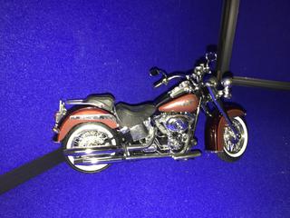 Harley Davidson Diecast Model.