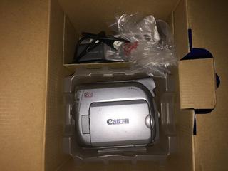 Canon ZR700 Video Camera & Charger.