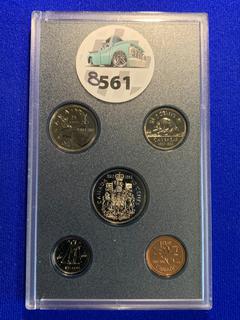 1992 Canada Proof Coin Set *Missing Silver Dollar*.