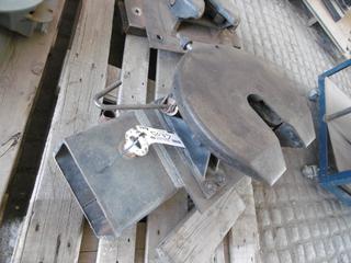 Mini Semi Fifth Wheel Hitch.