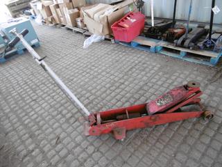 Big Red 10 Ton Hydraulic Floor Jack.