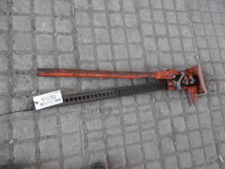 Jack All 3' Tall Farm Jack.