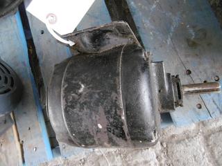 General Electric 47 Amp 2.6V 1 Phase Motor.