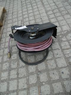 Air Hose on Reel 3/8".