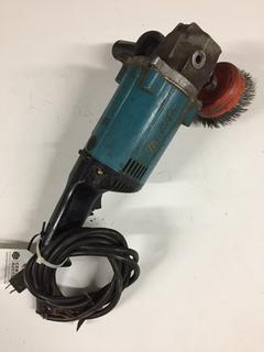 Makita 115 AC/DC Sander-Grinder.