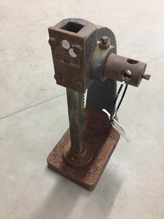 Handy Button Machine Company Vise.