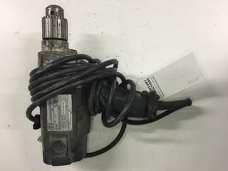 Black & Decker 2610 Heavy Duty 1/2" Reversing Spade Handle Drill.
