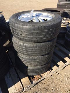 Set of (4) Michelin Tires 215/65 R16 98T w/ Hyundai Rims.