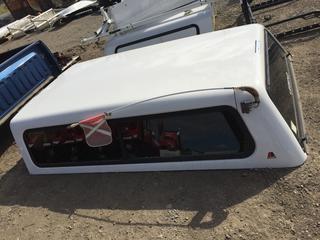 Truck Topper 101"L Fits 8' Box w/ Safety Flag.