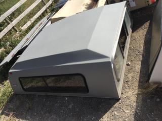 Glasstite Truck Topper 101"L Fits 8' Box.