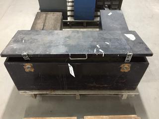 Metal Tool Chest, 18"x 43"x 16".