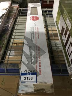 (1) Box of Vinylscape Loose Lay LVP Plank, 5mm x 7"x 48", Alder.  23.36 Square Feet.