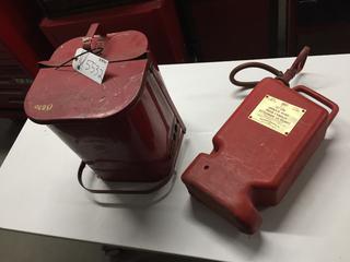 Fire Extinguisher 2 1/2 Gal Tank & Red Canister Chicago 401.