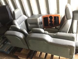 2006 Dodge Ram Quad Cab Seats & Console.