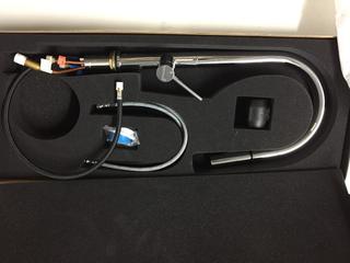 VIGO Pull-Down Spray Kitchen Faucet, Chrome.