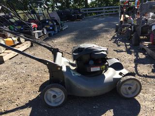 Craftsman/Briggs & Stratton Self Propelled Lawnmower. *Requires Repair*