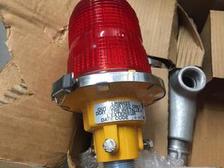 (1) Obstruction Light (329 133).