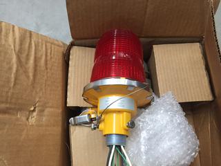 (1) Obstruction Light (329 133).