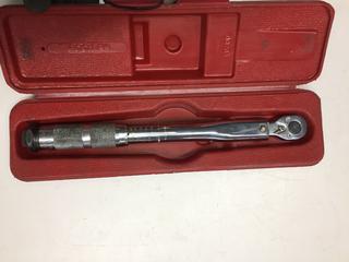 Proto 3/8" Drive Torque Wrench 3/8", 40-200 In-Lbs, Model# 6064-5 .